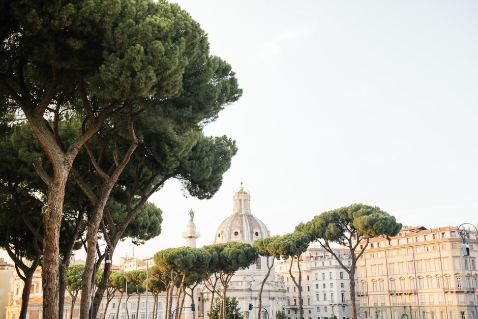 Italy vs Greece: Which Is Right for You